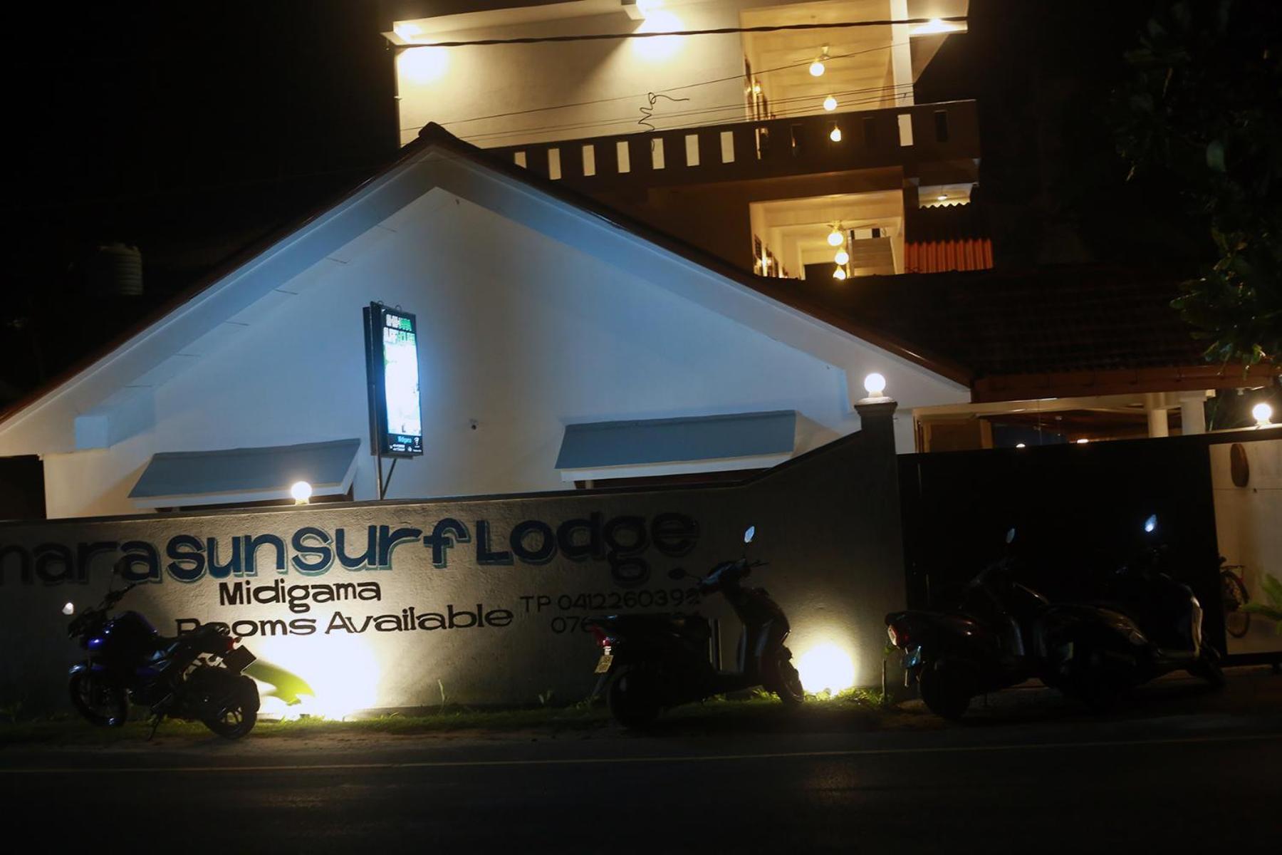 Shehara Sun Surf Lodge 米迪加马东 外观 照片