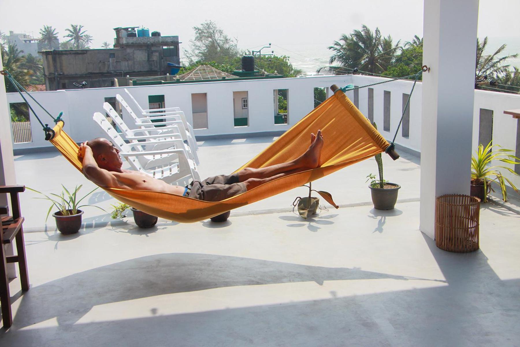 Shehara Sun Surf Lodge 米迪加马东 外观 照片