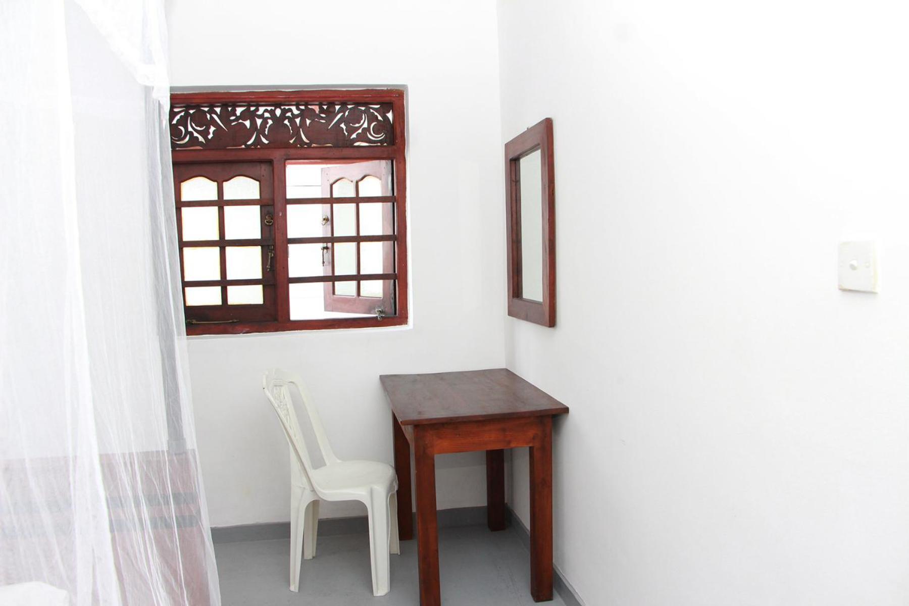 Shehara Sun Surf Lodge 米迪加马东 外观 照片